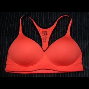 Victoria’s Secret PINK Sports Bra